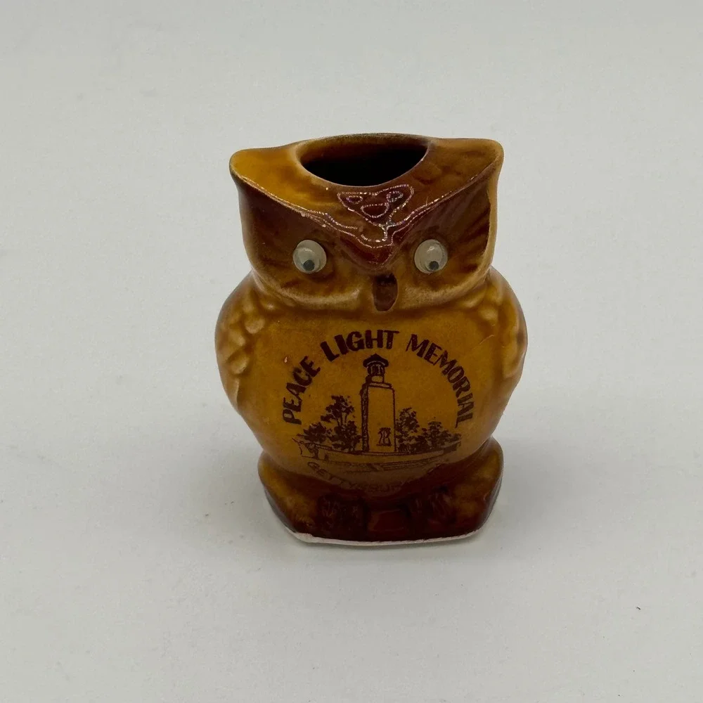Vintage Made in Japan Gettysburg Peace Light Memorial Ceramic Owl Toothpick Hold